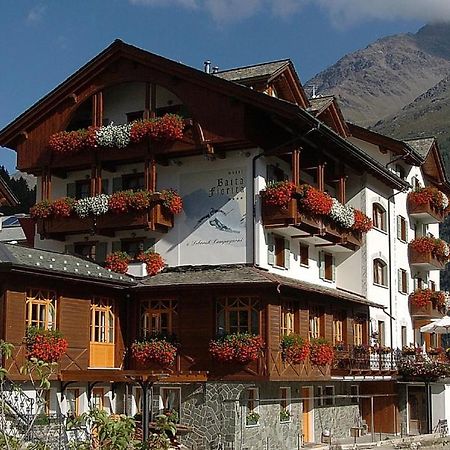 Hotel Baita Fiorita ซานตา กาเตรีนา วัลฟูร์วา ภายนอก รูปภาพ