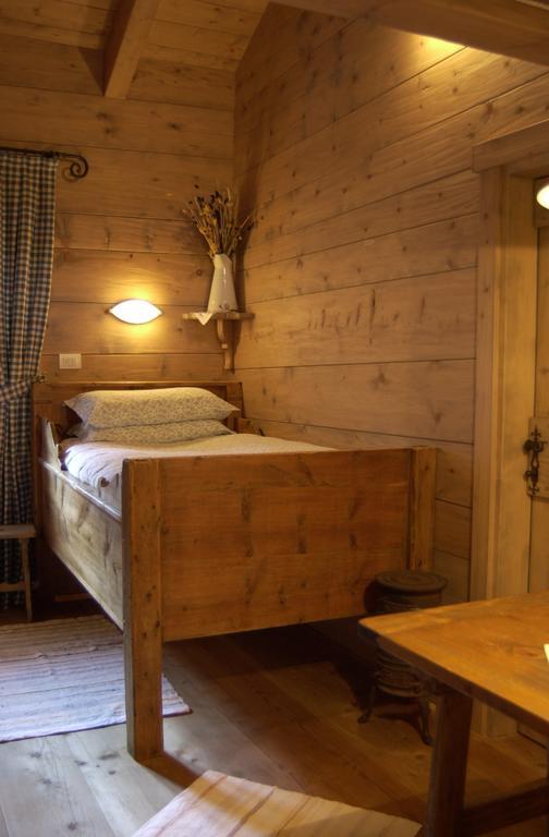 Hotel Baita Fiorita ซานตา กาเตรีนา วัลฟูร์วา ห้อง รูปภาพ